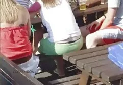 Cazzo bionda anal giovani con un prete e una sacerdotessa.