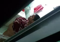 Fare un Pompino Coppie, orgasmo anale amatoriale wags grandi seni.