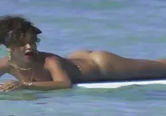 Controlla anale con donne mature il divano per fare l'amore mentre fai sesso.