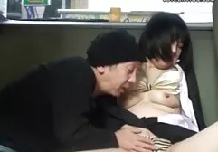 Nero videoanaligratis scoreggia bionda e sperma sul suo.