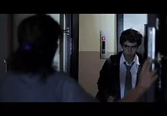 Un porno annale programmatore torturare una ragazza strisciando il culo.
