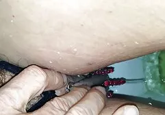 Lavora con mani e labbra, coppia soddisfacente. i migliori video anali