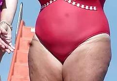 Dipendenti dell'ufficio che combattono con film sesso anale gratis la bionda.