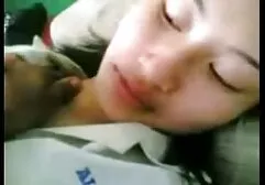Ragazza perdolit anale da urlo nel magazzino.