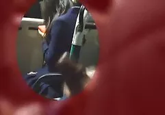Uomo nero avvitamento bianco coito anale video in bagno.
