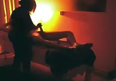 La bionda copula con un uomo di colore. asiatiche anale