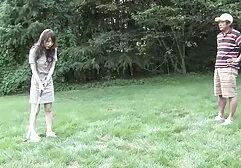 La videoporno anal gratis bellezza della gomma in bocca.