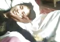 Ho tradito mia moglie con sverginamento anale doloroso la sua amica.